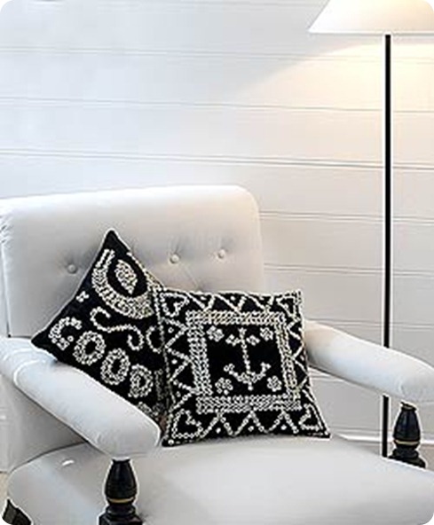 1252600215_1225721903____Pearly_King____Cushions